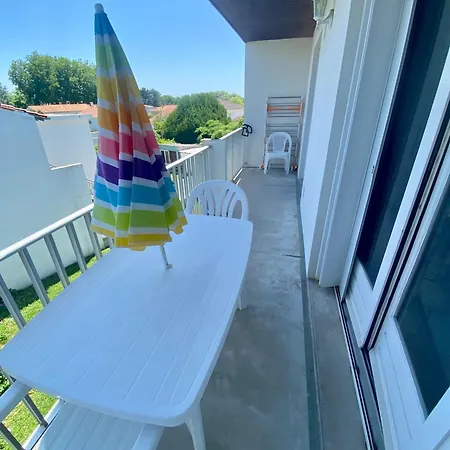 Avec Balcon - Plages A Pied - Parking Apartment *